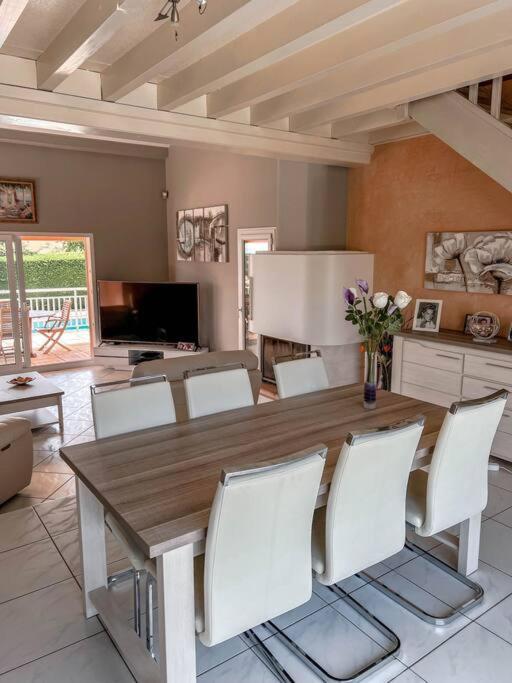 Magnifique Maison A Lentilly - Piscine Eksteriør billede